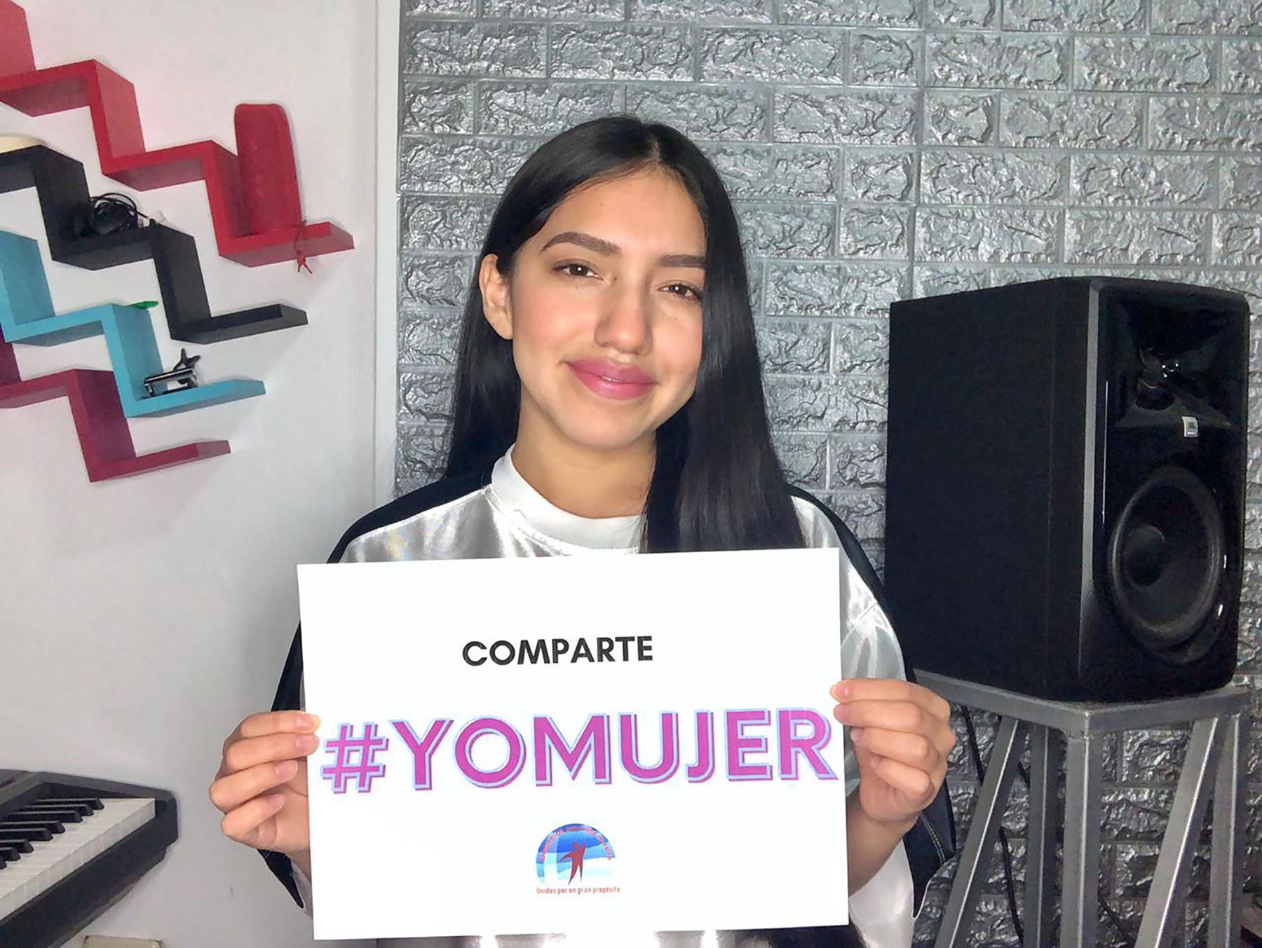 Reina del trap en quechua presenta canción "Yo Mujer" a beneficio.