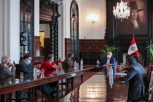 Presidente del Consejo de Ministros, Pedro Cateriano, se reúne con dirigentes de Acción Popular.