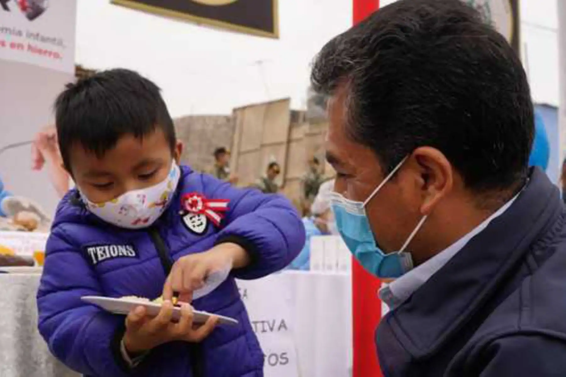 En el país empezaron las campañas para fortalecer el primer nivel de atención. En Lima, vecinos de Pucusana recibieron atención integral. ANDINA/Minsa