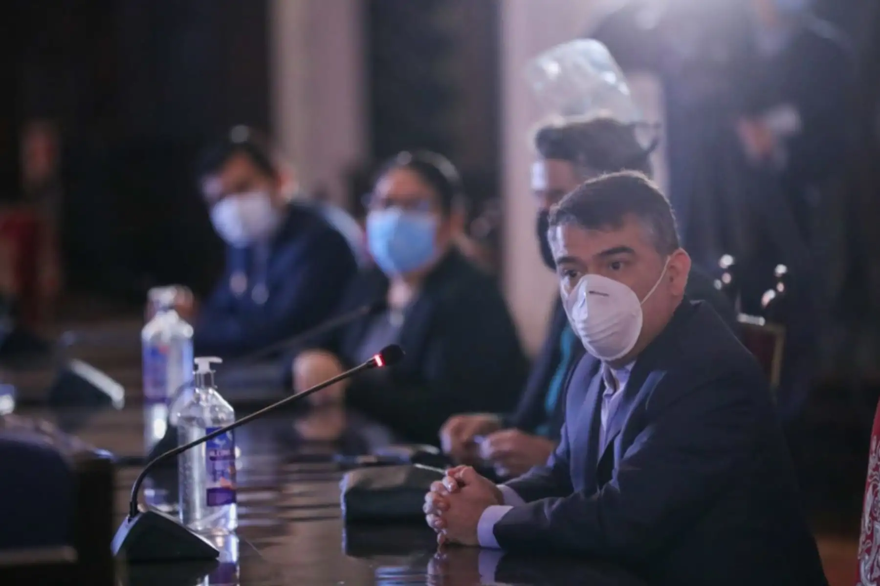 El titular de la PCM,Pedro Cateriano, se reúne con el presidente del Partido Morado, Julio Guzmán, y los congresistas de dicha agrupación Francisco Sagasti, Zenaida Solis, Alberto de Belaunde, Gino Costa, Daniel Olivares, Angélica Palomino y Miguel Gonzales.Foto.ANDINA/PCM El titular de la PCM,Pedro Cateriano, se reúne con el presidente del Partido Morado, Julio Guzmán, y los congresistas de dicha agrupación Francisco Sagasti, Zenaida Solis, Alberto de Belaunde, Gino Costa, Daniel Olivares, Angélica Palomino y Miguel Gonzales.Foto.ANDINA/PCM