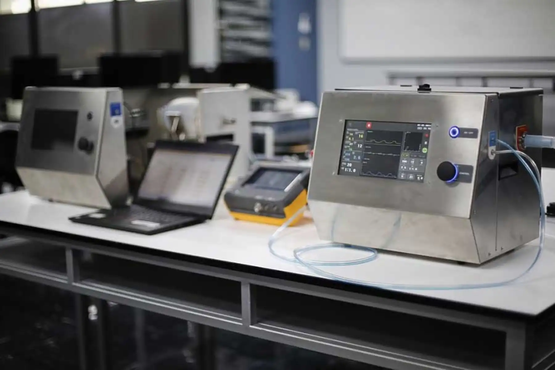 En la fabricación de los ventiladores MASI trabajan más de 60 profesionales. Foto: PUCP