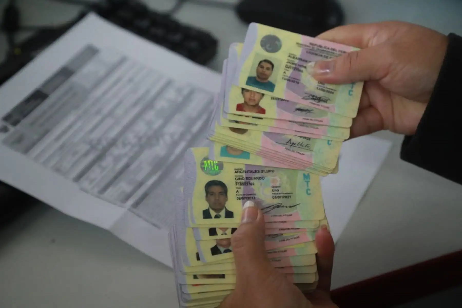 Licencias de conducir vencidas para vehículos de uso particular tendrán vigencia hasta el 31 de enero de 2021