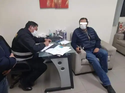 La Fiscalía de Prevención del Delito detuvo a cuatro médicos que pidieron licencia por coronavirus al Minsa y a EsSalud, sin embargo, atendían en clínicas particulares. ANDINA/Difusión