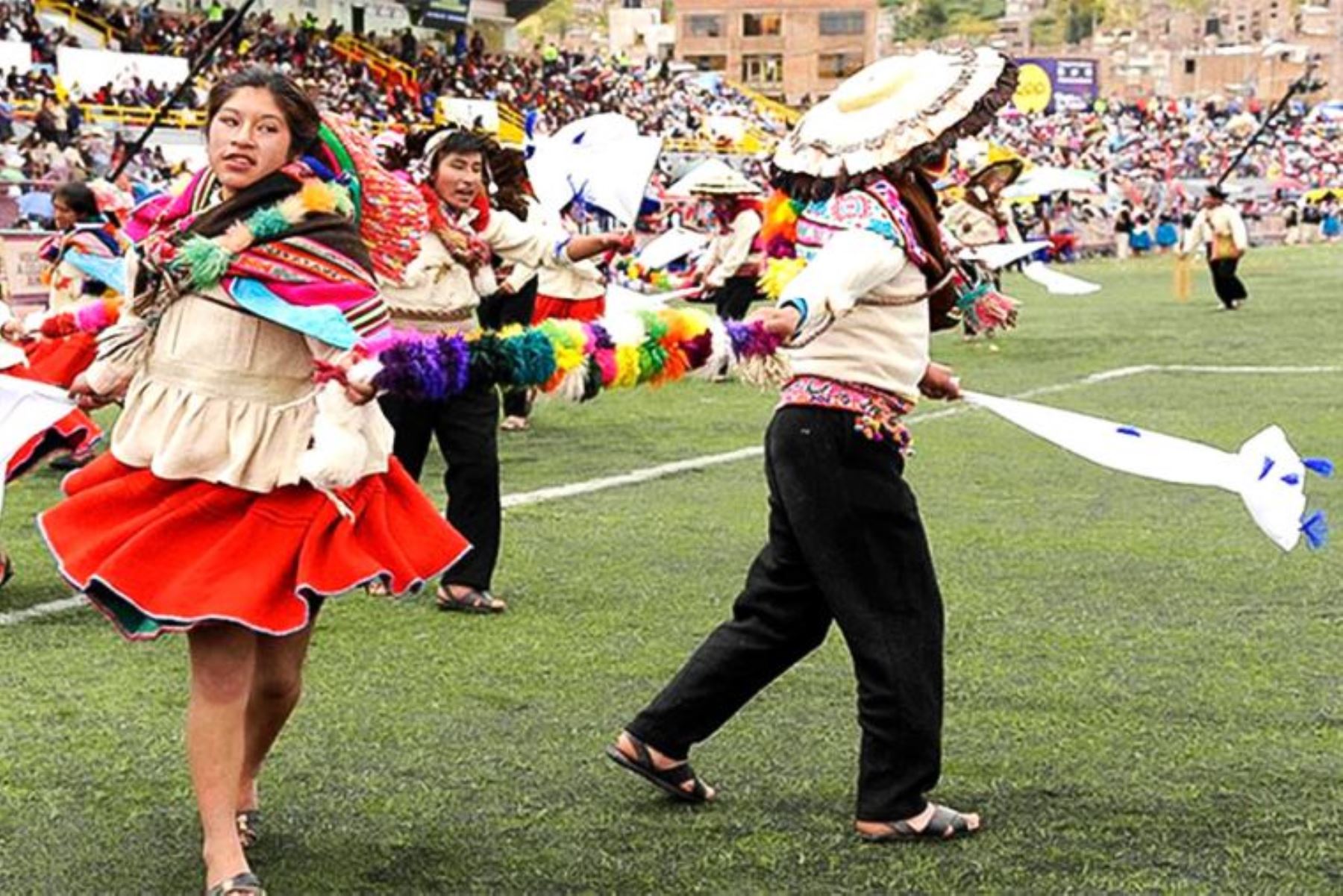 Declaran Patrimonio Cultural de la Nación a la danza Hach’akallas.