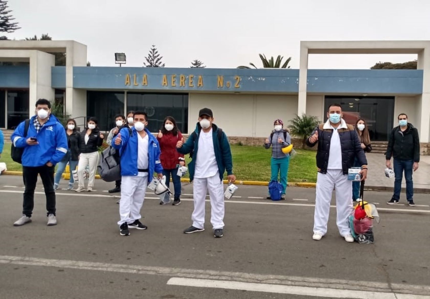 EsSalud es comisionado por el Gobierno para liderar trabajo en Arequipa contra el coronavirus (covid-19) y esta mañana una brigada de profesionales de la salud, encabezada por Fiorella Molinelli, viajó a la Ciudad Blanca. ANDINA/Difusión