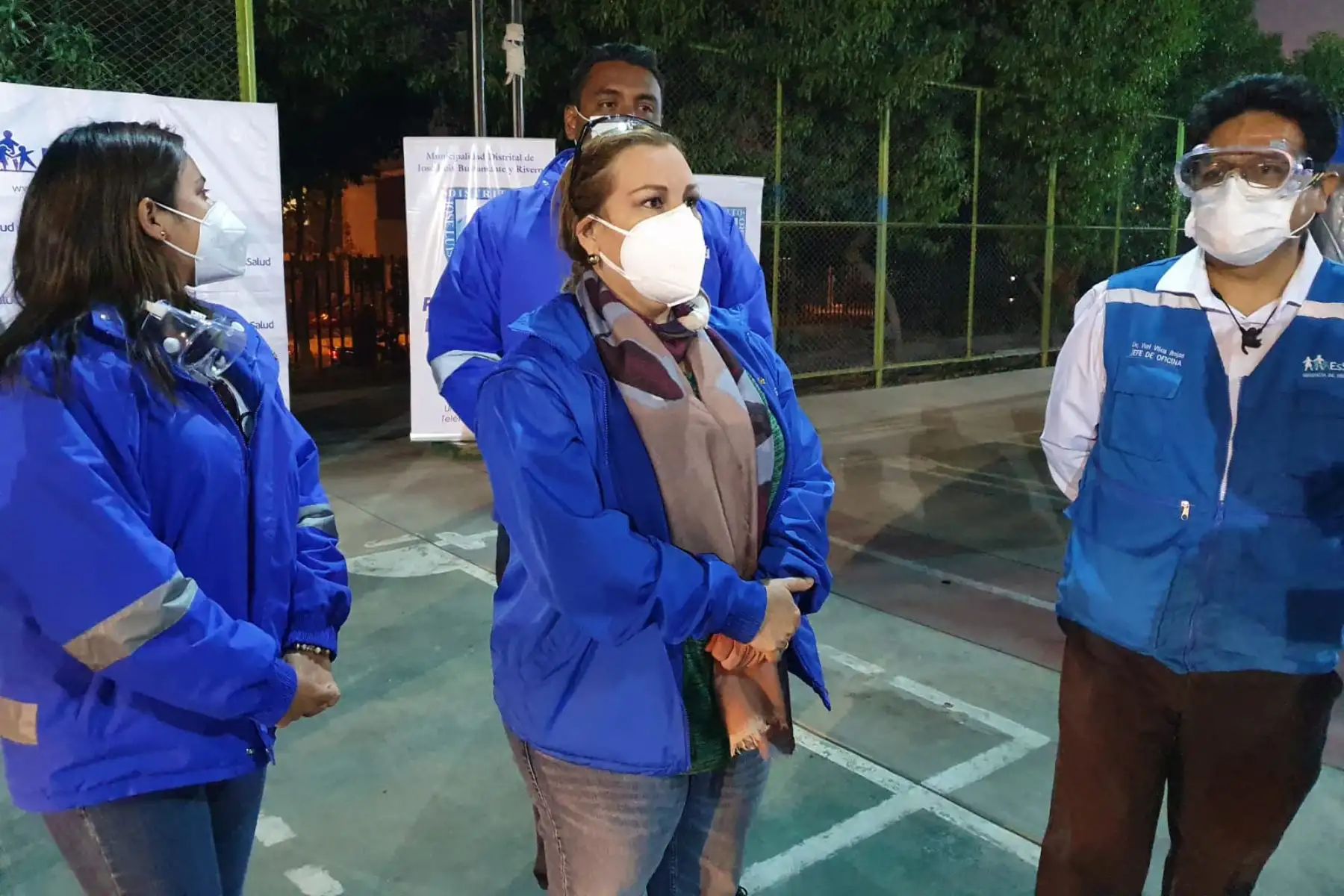 La presidenta de Essalud, Fiorella Molinelli supervisa la atención de los  primeros pacientes en nuevo hospital Cerro Juli de Arequipa. Afectados por la covid-19 recibirán tratamiento temprano y especializado.
Foto: Essalud