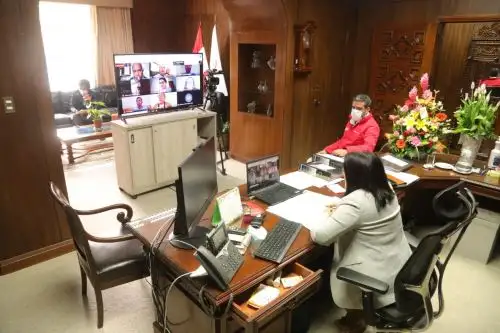 Peruano desaparecido hace 34 años se reencontró hoy de manera virtual con su familia.