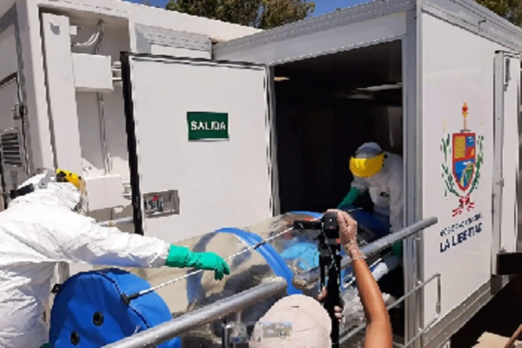 Estos buenos resultados son producto de la estrategia de control médico comunitario que permite llevar equipos de respuesta rápida a diferentes urbanizaciones, barrios, centros poblados, capitales de distritos de la costa y sierra liberteña, para la detección y tratamiento.