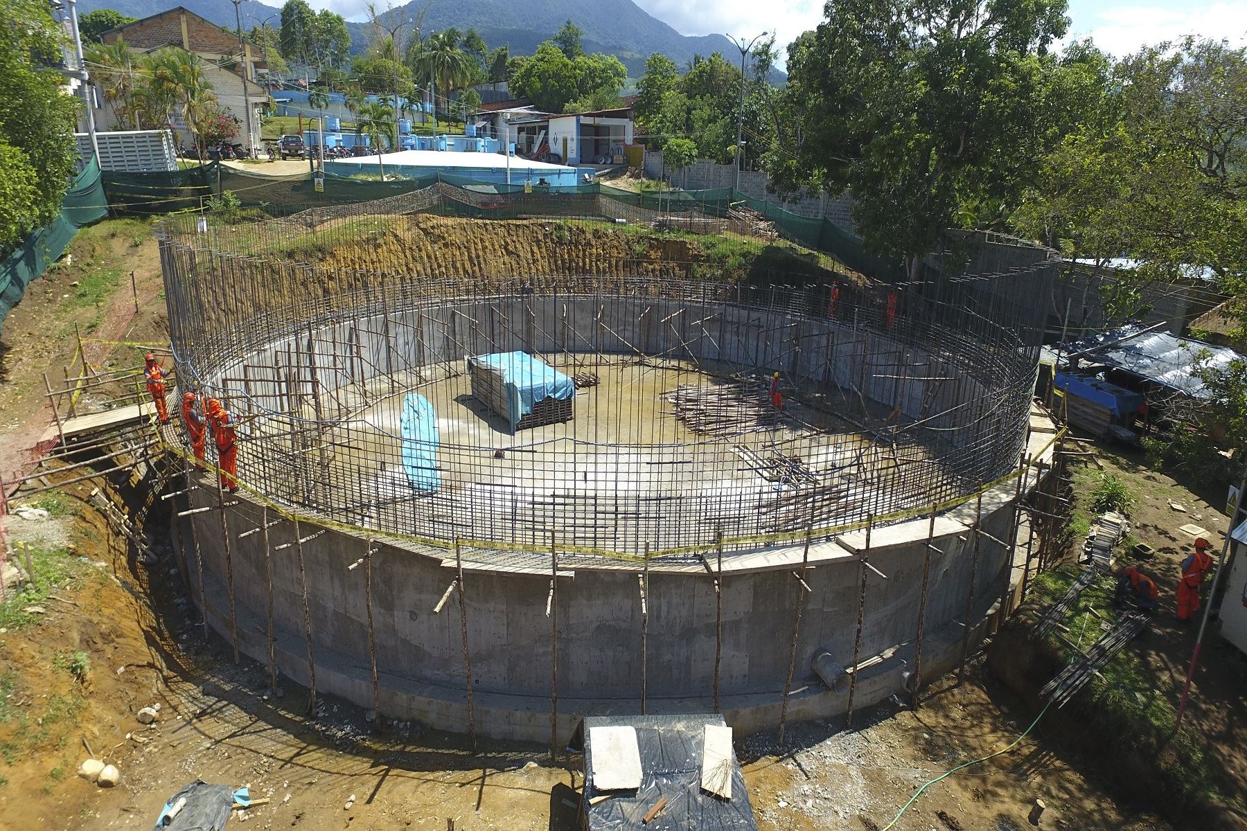 Obras de saneamiento en Región San Martín.