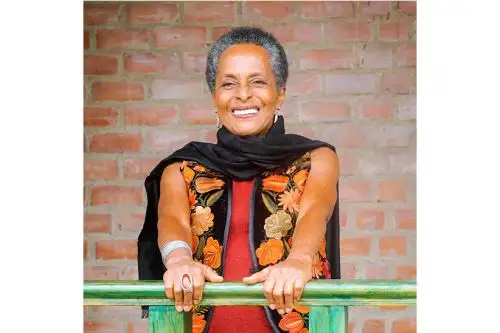 Susana más vital que nunca continúa en la brega del arte. Foto cortesía: Ricardo Pereira