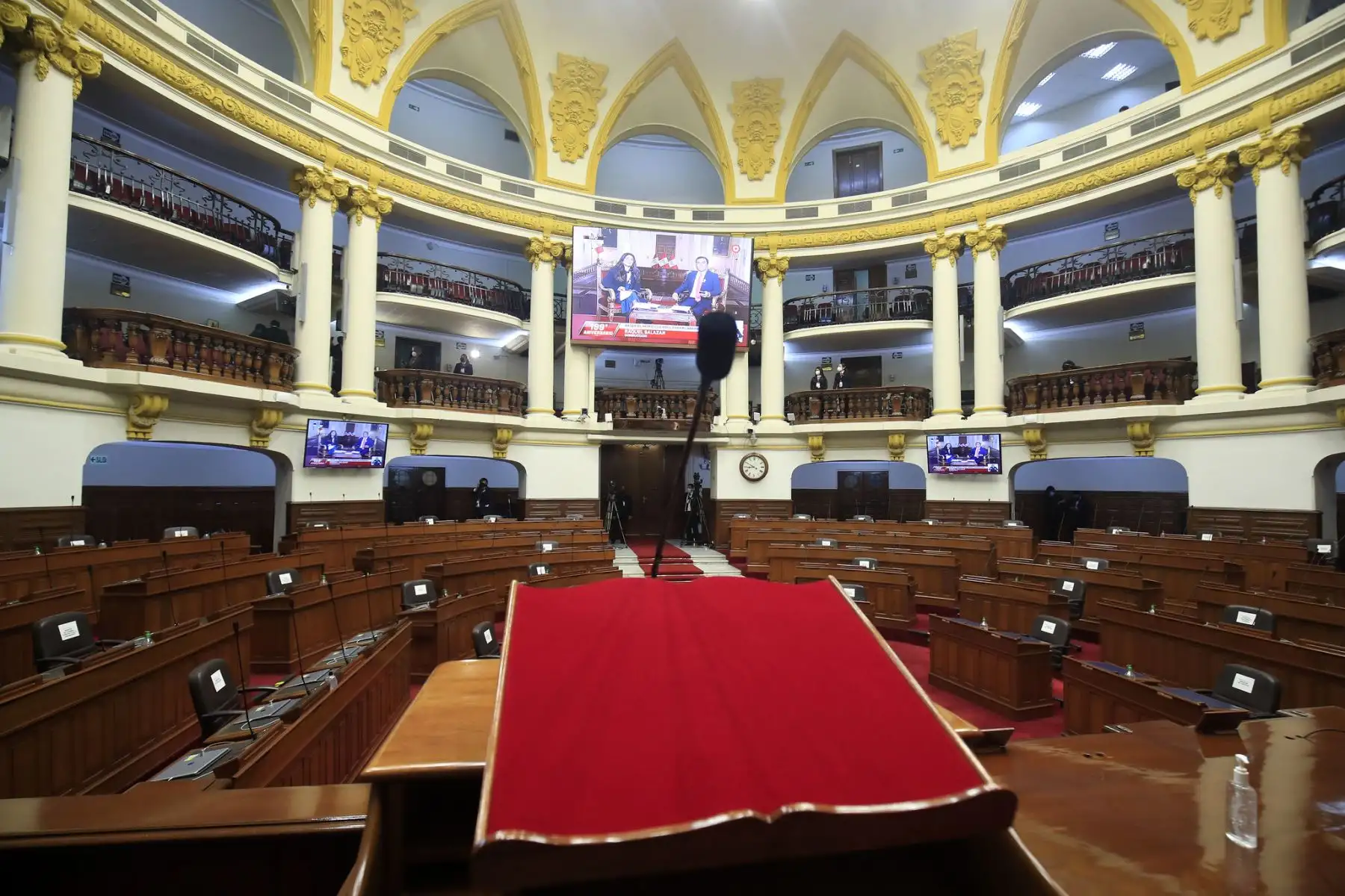 Congreso designó a comisiones de anuncio y de recibo del Presidente de la República.