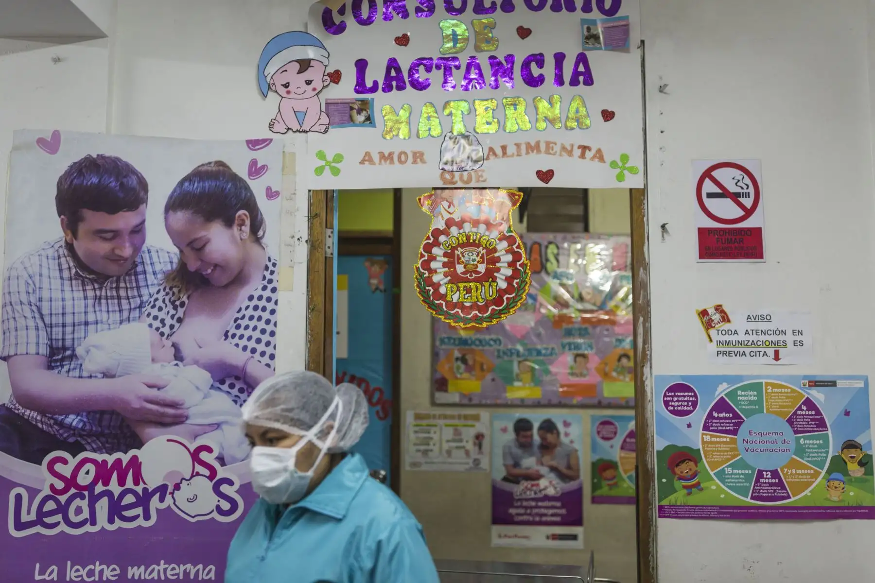 Bebés recién nacidos son vacunados contra la tuberculosis y hepatitis B en un hospital de San Juan de Lurigancho en el marco de las Fiestas Patrias del Perú. Foto:ANDINA/Prensa Presidencia