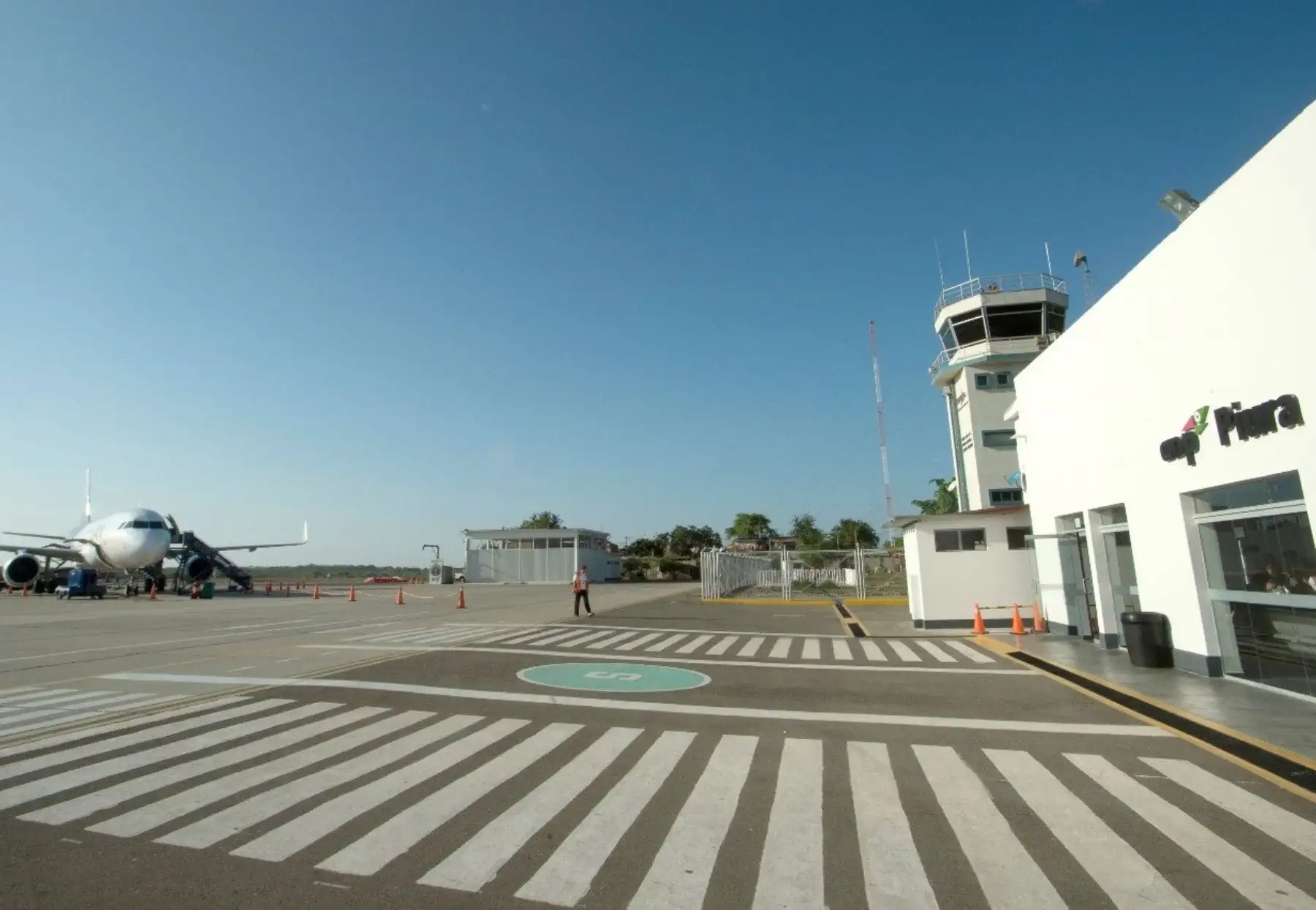 Se firmó contrato para la elaboración del expediente técnico para ampliar el aeropuerto de Piura. ANDINA/Difusión