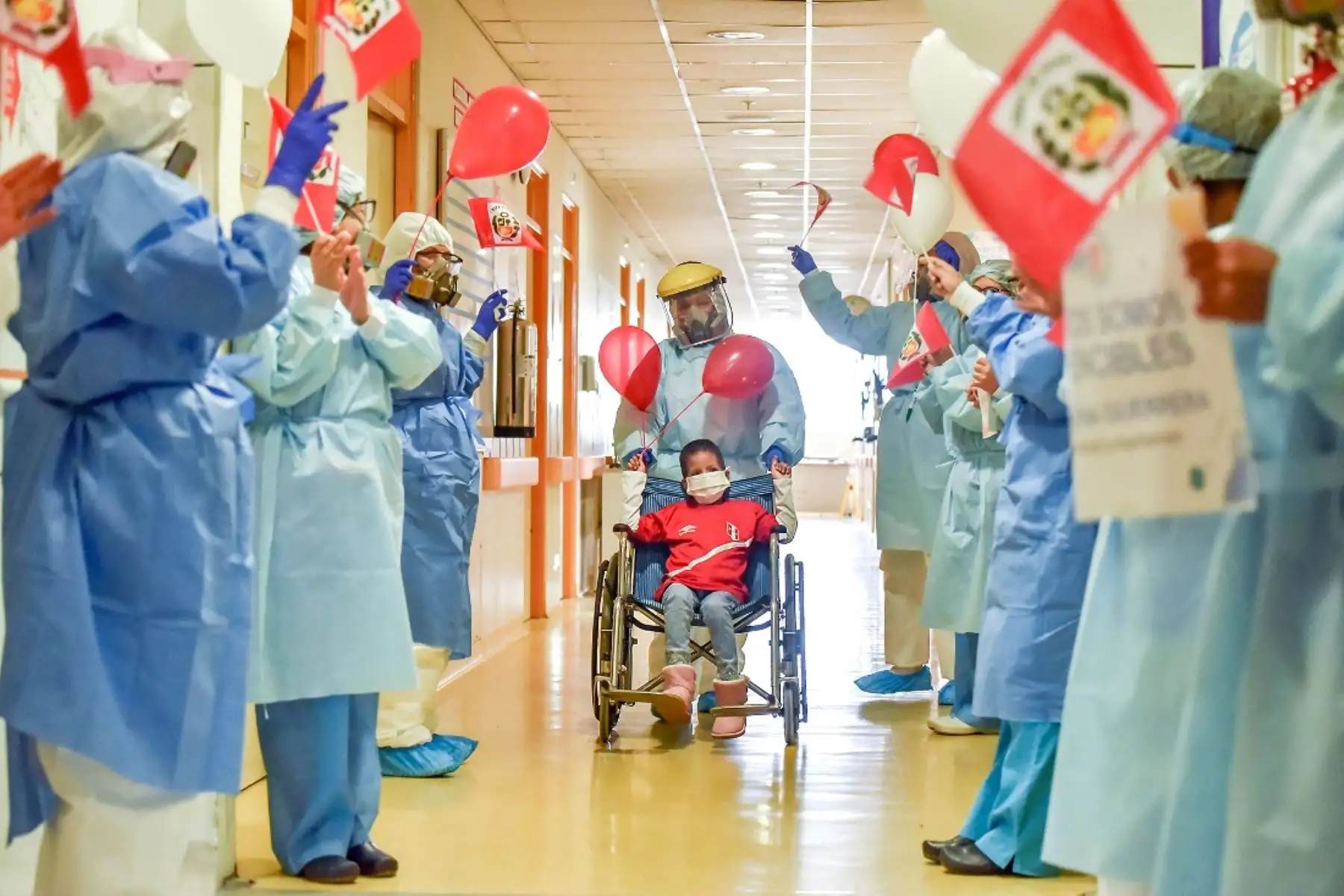 ¡Buena noticia! niña de 7 años supera quemaduras y la covid-19. Foto: ANDINA/Difusión.