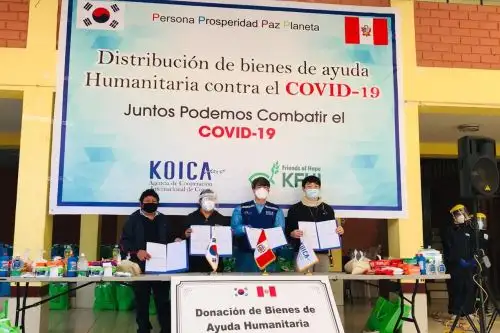 Gobierno de Corea entrega alimentos y equipos de protección a población a Ate. Foto: ANDINA/Difusión.