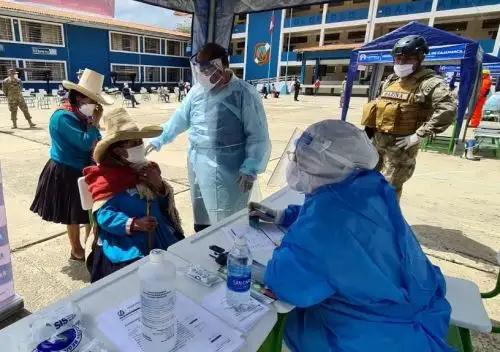 Brigadas de EsSalud realizan tamizajes en segundo día de Operación Tayta en tres provincias de Cajamarca.