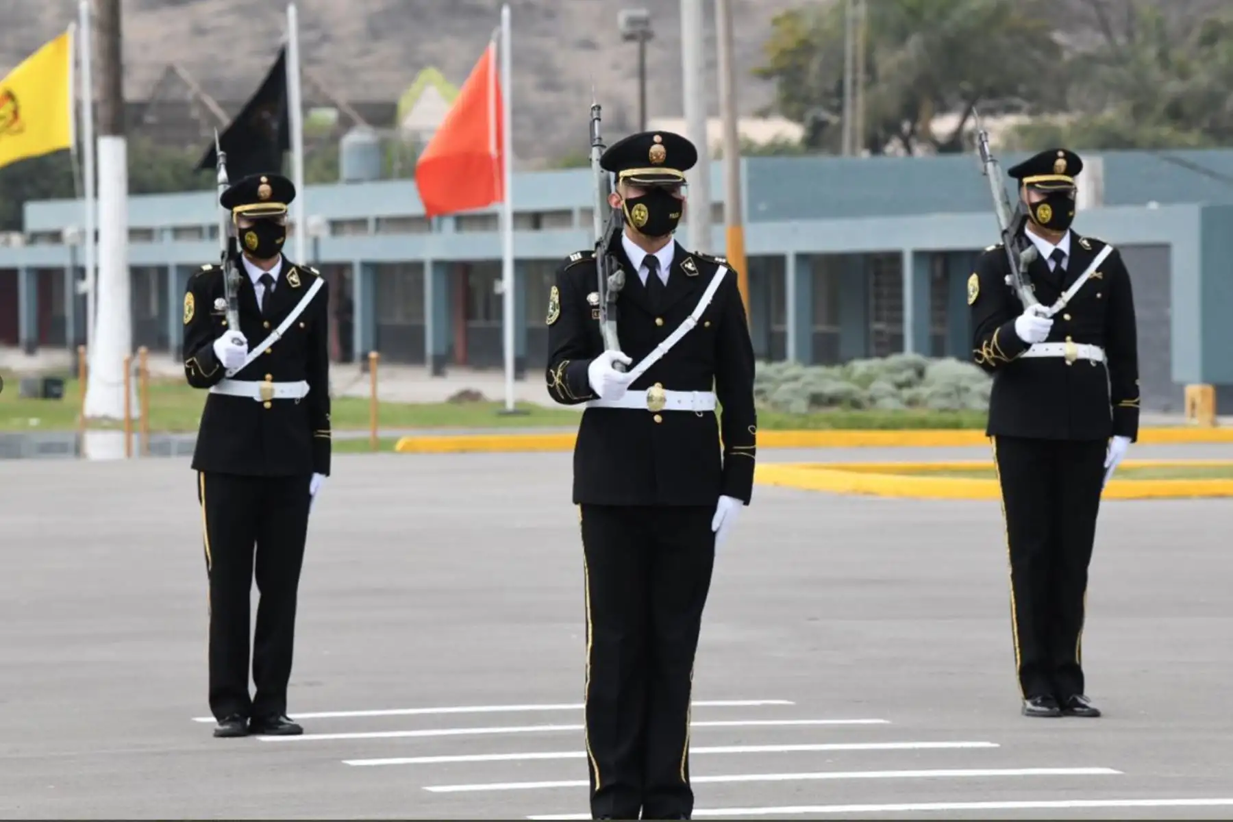 El Ministro del Interior Jorge Montoya, lidera ceremonia de graduación de alféreces de la Escuela de Oficiales de la 
Policía Nacional del Perú.Foto:ANDINA/Mininter
.