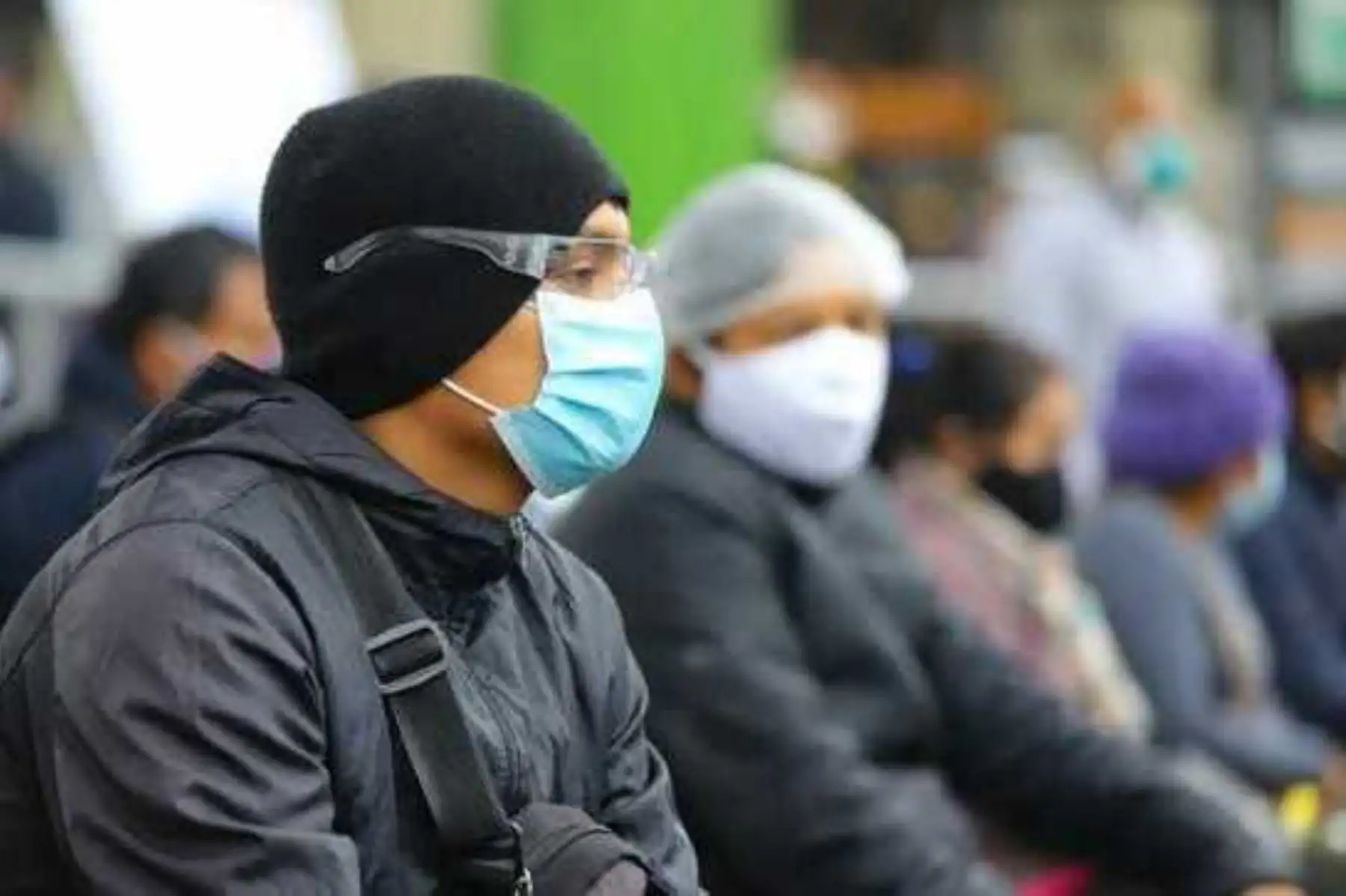 Covid-19: Minsa impulsa campaña “No bajes la guardia, el virus sigue con nosotros”, e insta a usar mascarilla, mantener distancia y lavarse constantemente las manos con jabón. Foto: ANDINA/difusión.