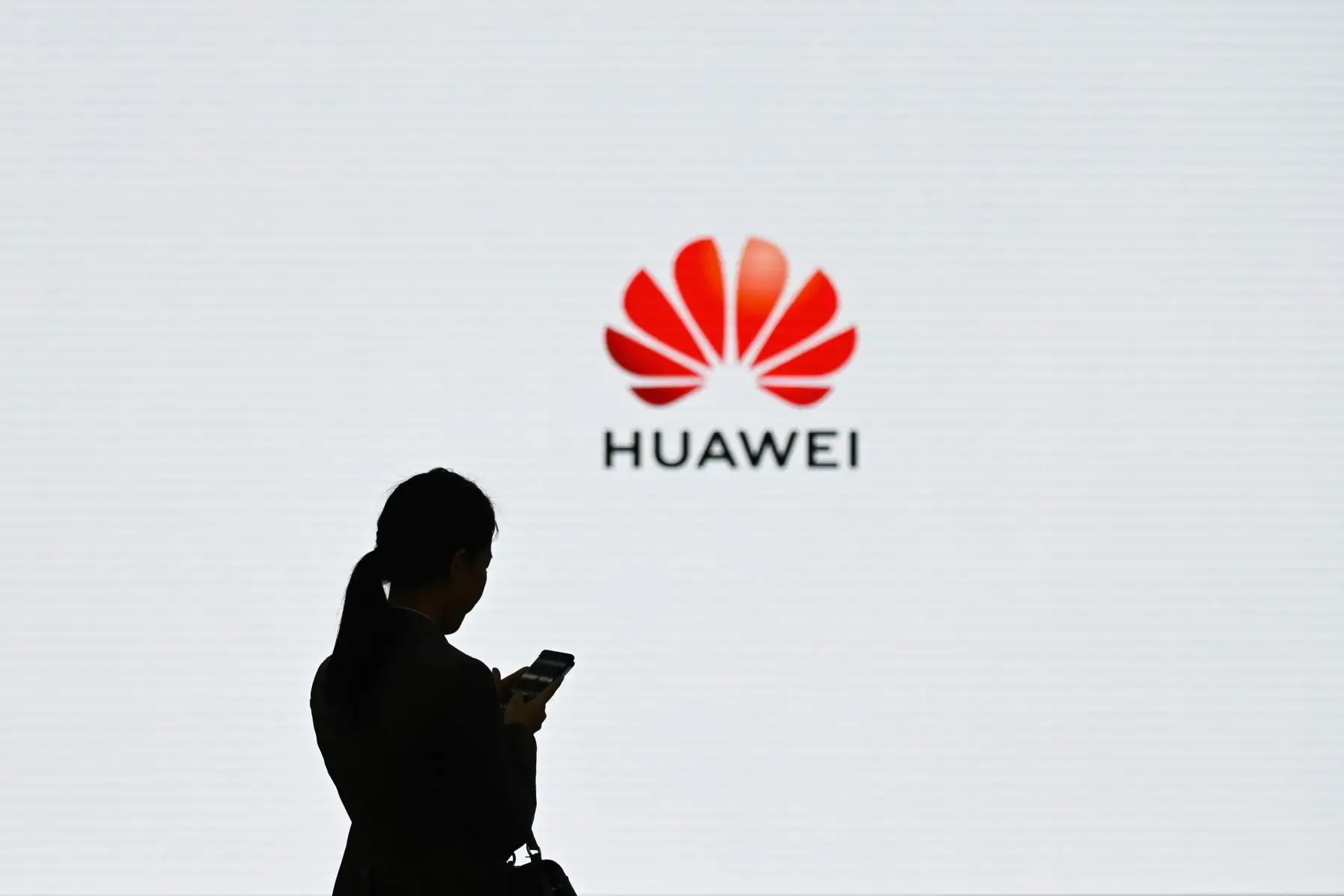 Huawei vendió un 8 % más en China, donde ya controla más de un 70 % de la cuota de mercado de teléfonos inteligentes. foto: AFP