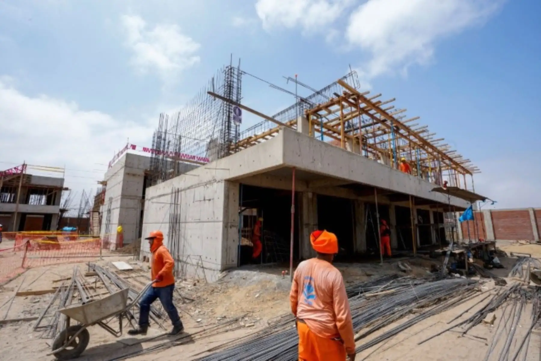 La elaboración del saneamiento físico legal es el problema más grande que existe en los proyectos de infraestructura educativa. Foto:  ANDINA/Difusión