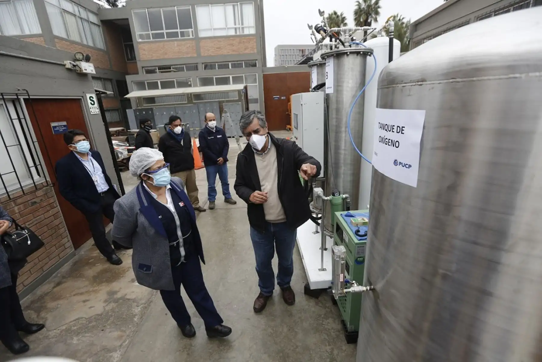 Con la planta se garantiza el oxígeno para el paciente las 24 horas (Foto: PUCP)