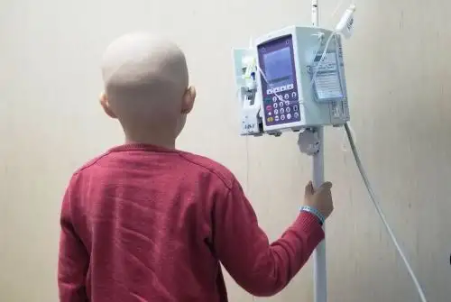Cada año se registran 1,800 casos de menores con cáncer ANDINA/Difusión