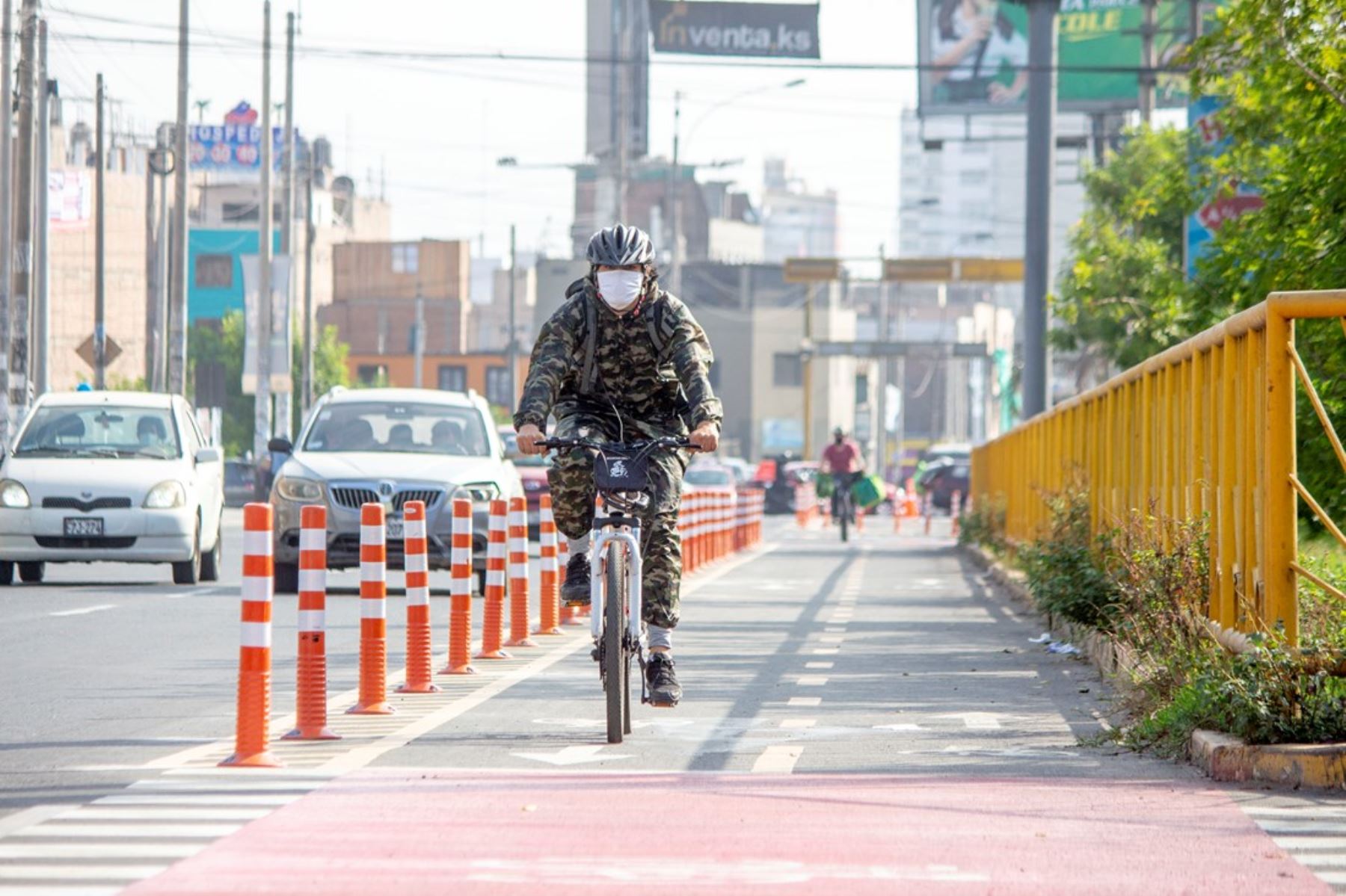 Municipalidad de Lima implementó 4.7 km de ciclovías emergentes en av. Canadá. Foto: ANDINA/Difusión.