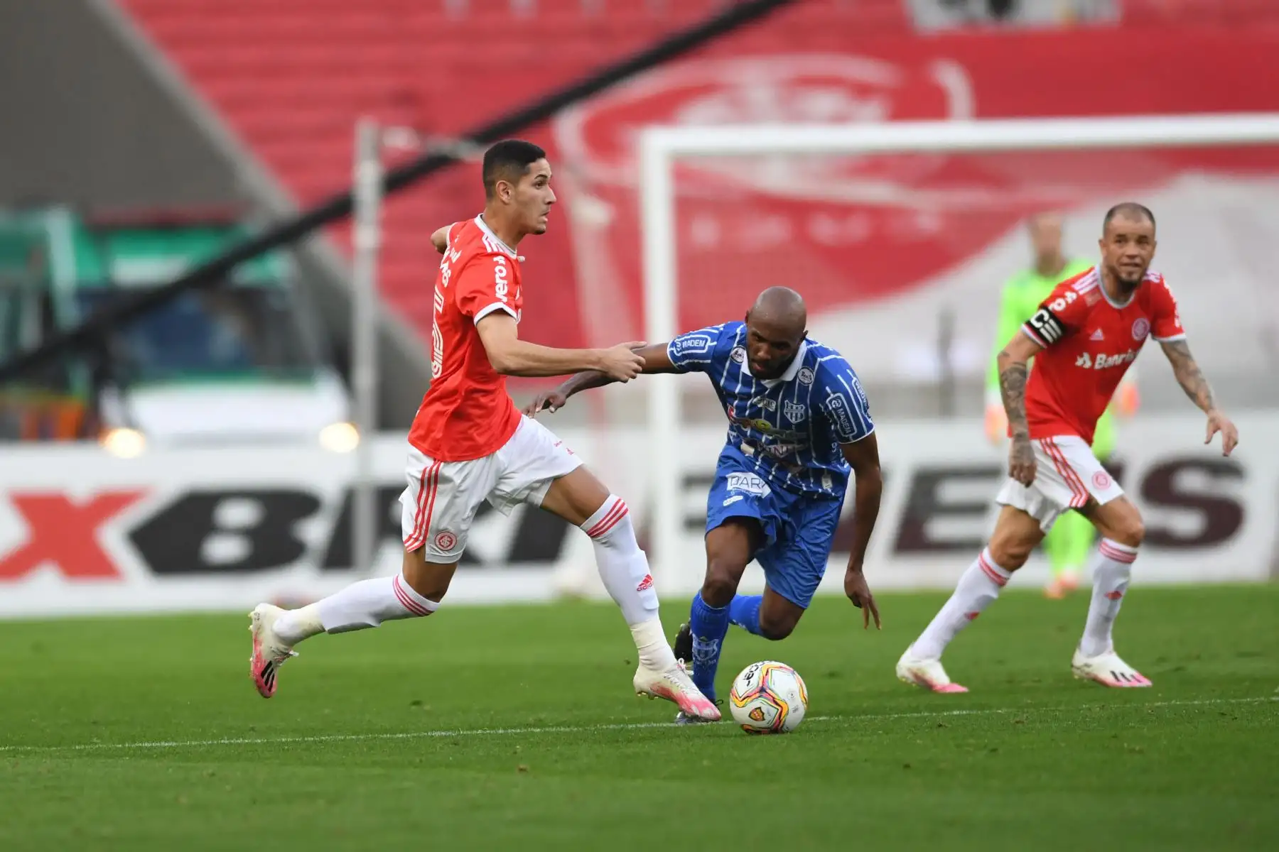 Internacional derrotó 4-0 a Esportivo de Bento por la semifinal del campeonato Gaúcho. Foto: @SCInternacional