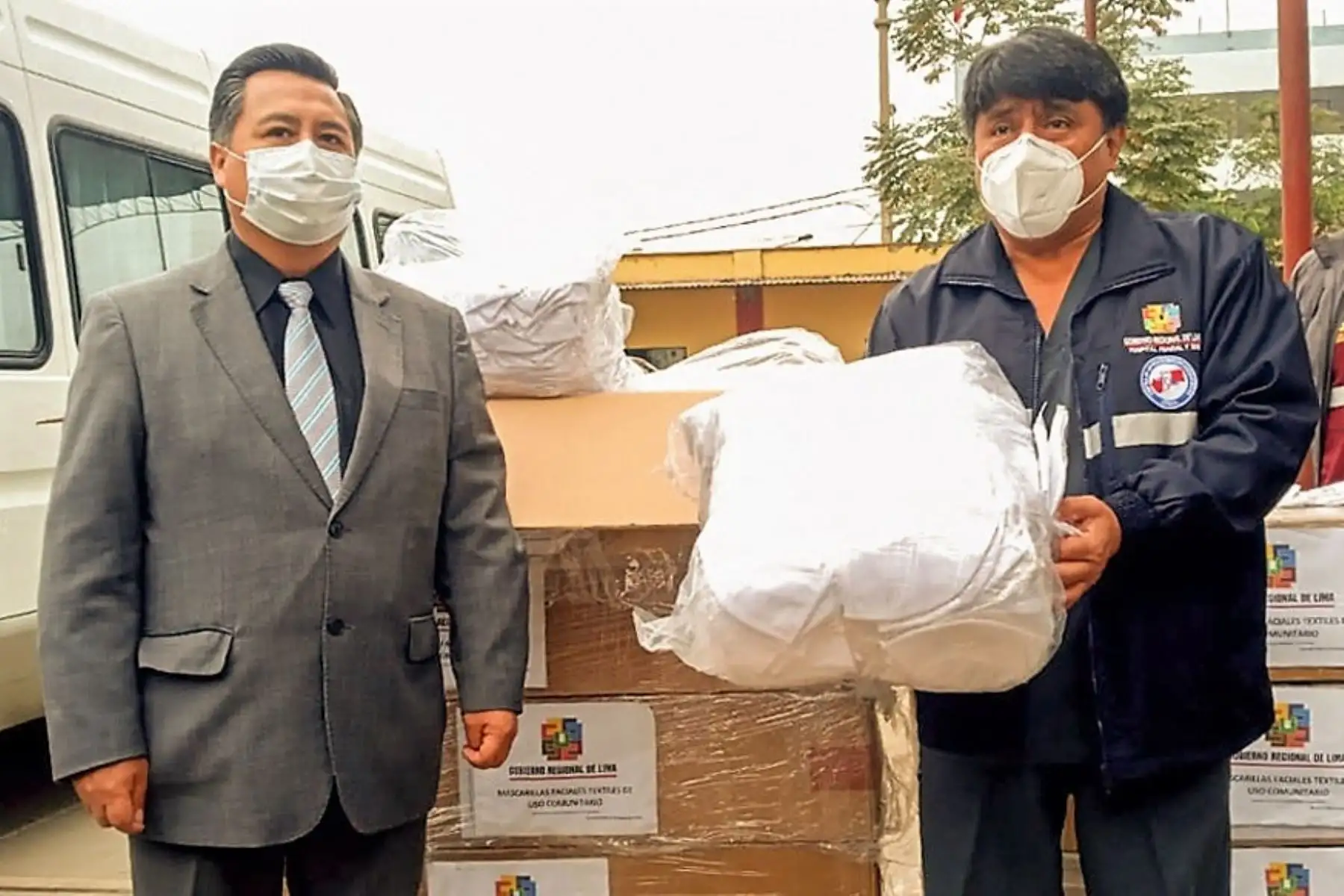 Gobierno regional de Lima refuerza acciones contra el covid-19 y entrega mascarillas comunitarias para población vulnerable de Huaral. Foto: ANDINA/Difusión