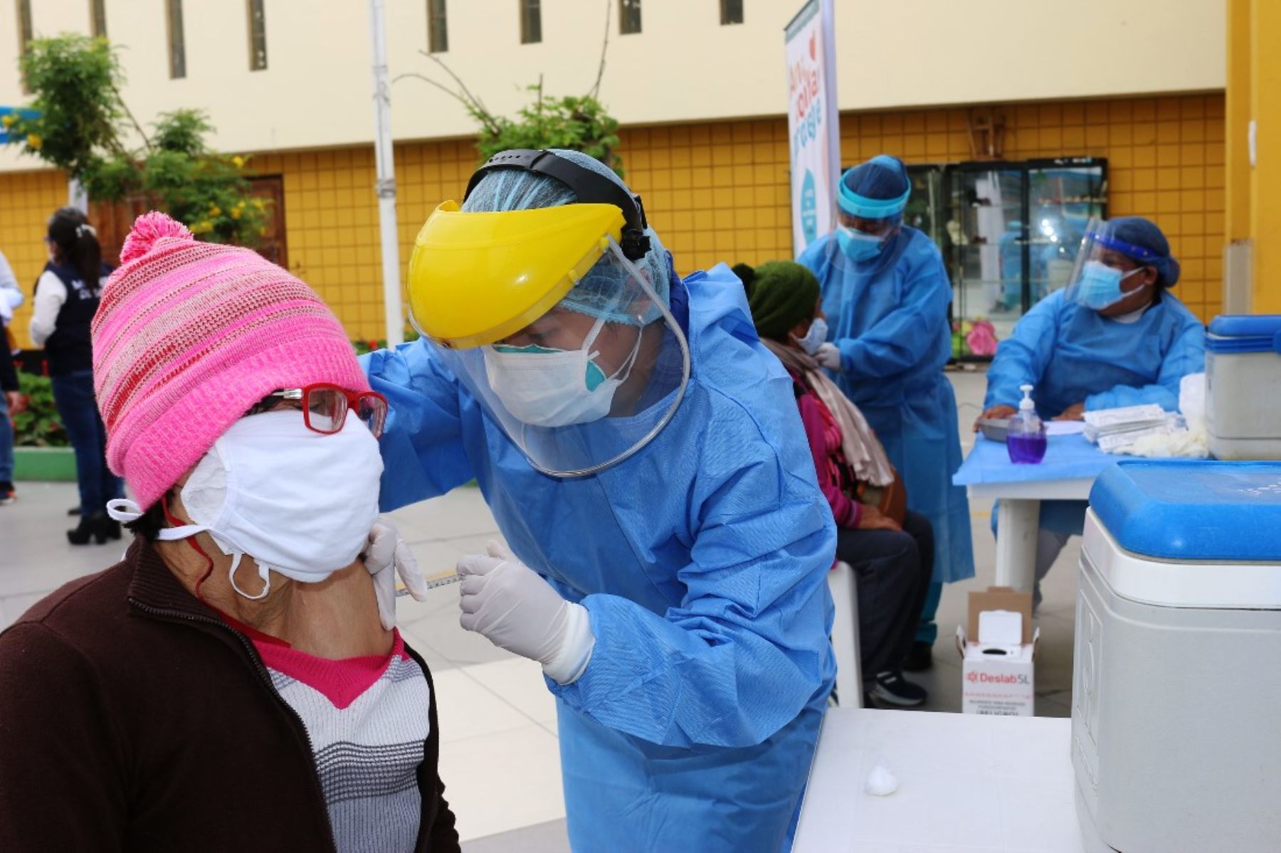 Minsa vacunará a población vulnerable de todos los penales del Perú. Foto: ANDINA/difusión.