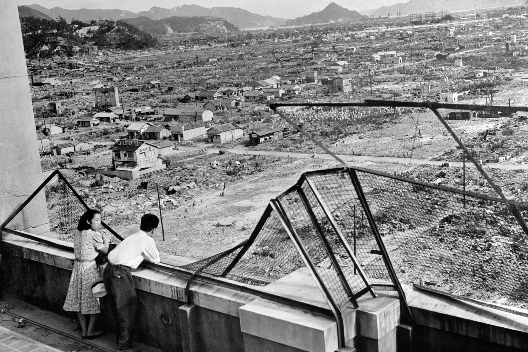 Foto tomada en 1948, que muestra la devastada ciudad de Hiroshima en Japón, tres años después de arrojada la primera bomba atómica sobre su población. Foto: AFP