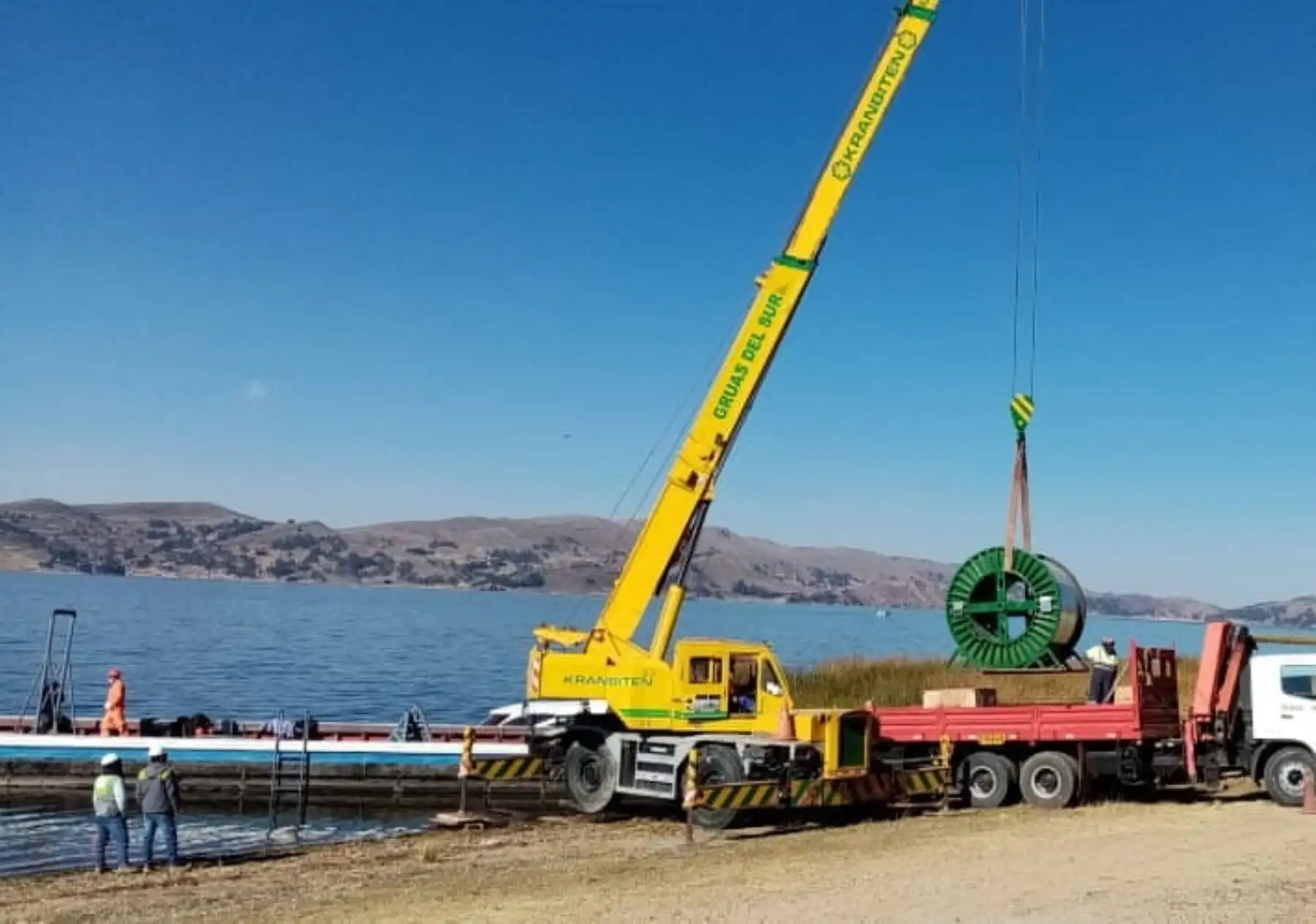 El MTC inició el tendido de fibra óptica en el lago Titicaca que mejorará la conectividad a internet en las comunidades de Puno. Foto: Difusión/MTC