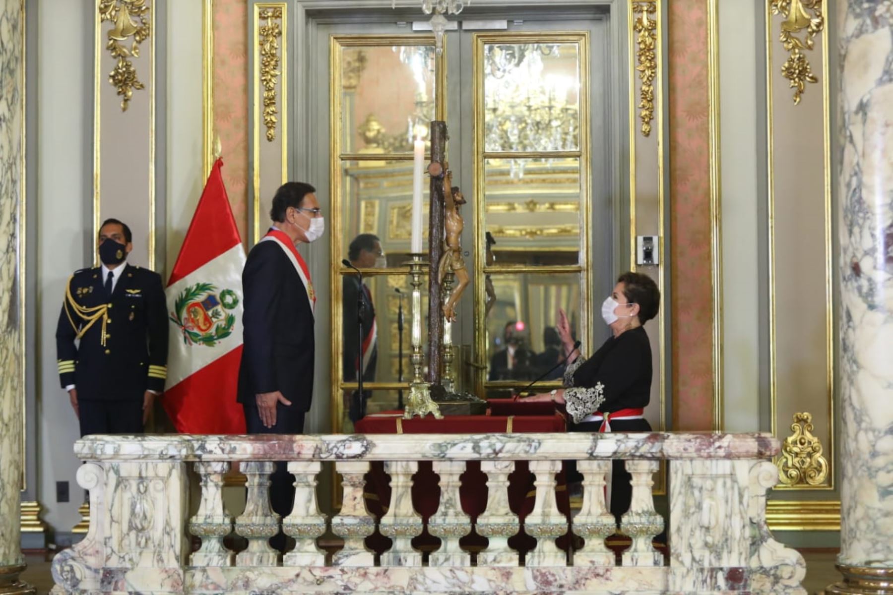 Rosario Sasieta jura como ministra de la Mujer y Poblaciones Vulnerables