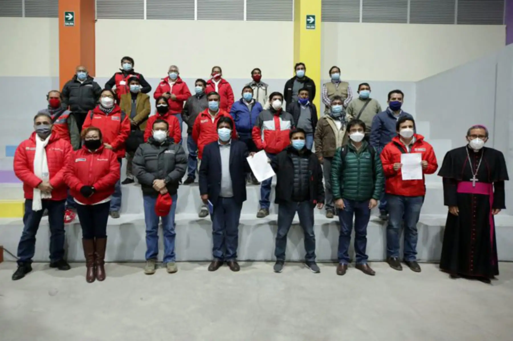 Comisión de Alto Nivel del Ejecutivo logró fomentar acuerdos entre la compañía minera Antapaccay y las autoridades locales de la provincia de Espinar y las organizaciones civiles, con la mediación de monseñor Pedro Bustamante, obispo de Sicuani.
Foto: PCM