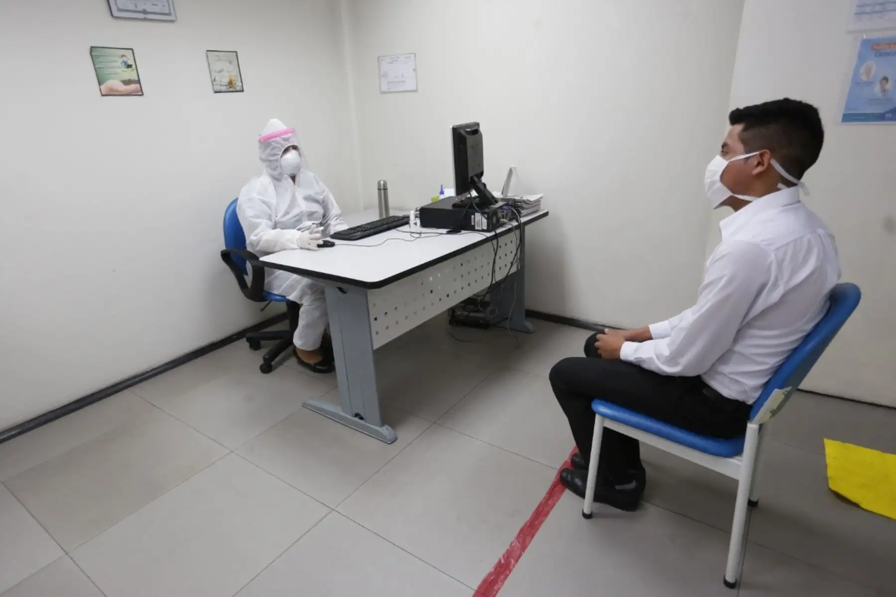 Sisol Salud, organismo público descentralizado de la Municipalidad de Lima, suscribió un convenio de cooperación interinstitucional con el Ministerio de Salud (Minsa), a fin de articular esfuerzos para la detección temprana, prevención, control y descarte del COVID-19, en el marco de la emergencia sanitaria a nivel nacional. Foto: ANDINA/MML