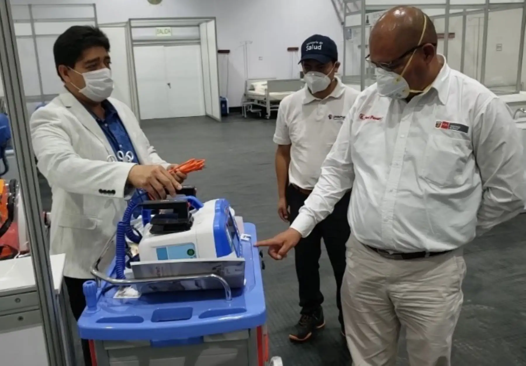 El coordinador general del Programa Nacional de Inversiones en Salud (Pronis) del Ministerio de Salud, Fredy Jordán Medina, estuvo en la región de Piura con el objetivo supervisar el Centro de Atención Temporal para pacientes covid-19 en el estadio "Campeones del 36", de Sullana, y el centro de salud I-4 Bernal. Foto: Pronis/Minsa