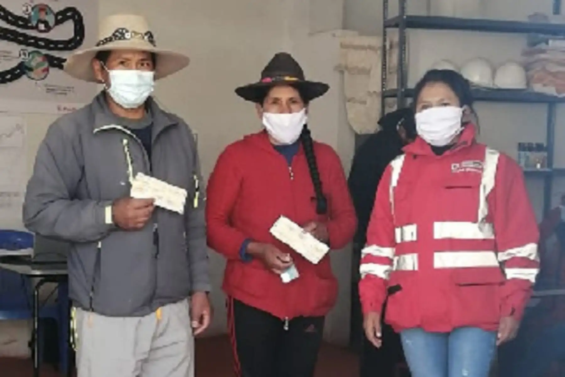 Entregan más de 685 cheques a dueños de terrenos que integrarán Corredor Vial Sur