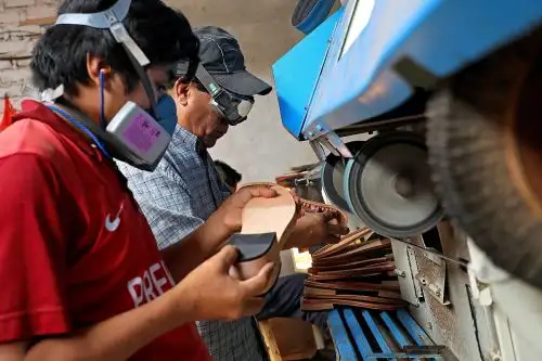 Fabricación de calzado en una mype. ANDINA/Difusión