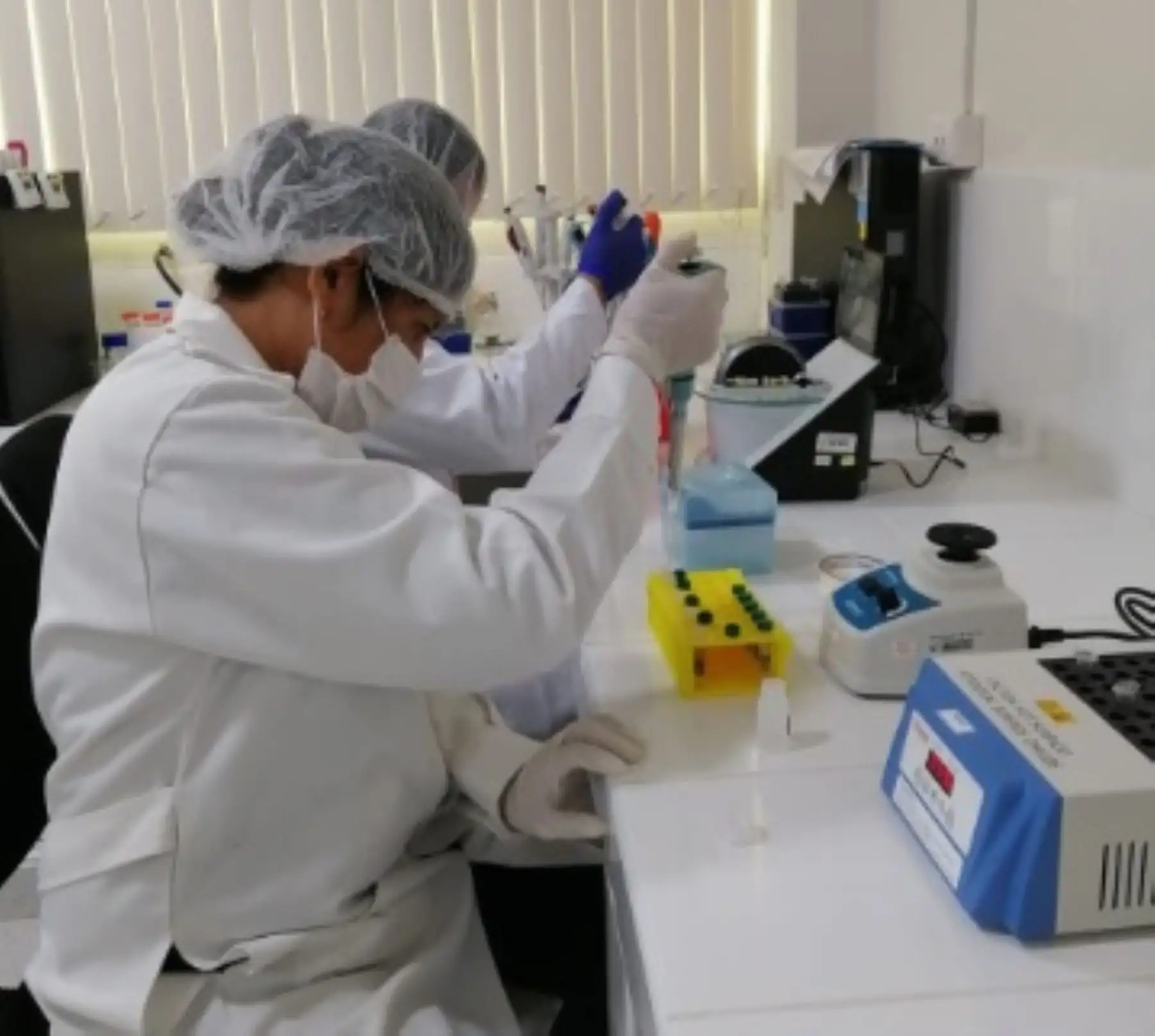 Investigadores de la UNSA trabajan con expertos de las universidades de Purdue y de Colorado, de Estados Unidos. Foto: ANDINA/Difusión
