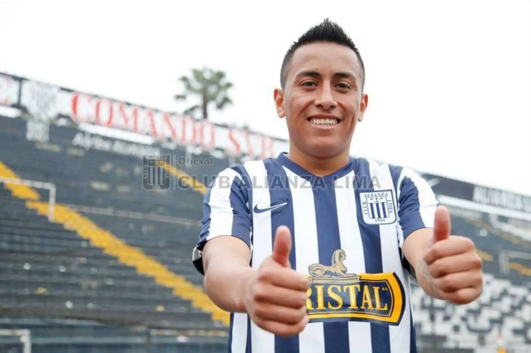 Christian Cueva debutó el 17 de septiembre del 2014 en Alianza Lima. Su primer gol lo anotó ante Intigas logrando un empate para su club. Foto: Club Alianza Lima