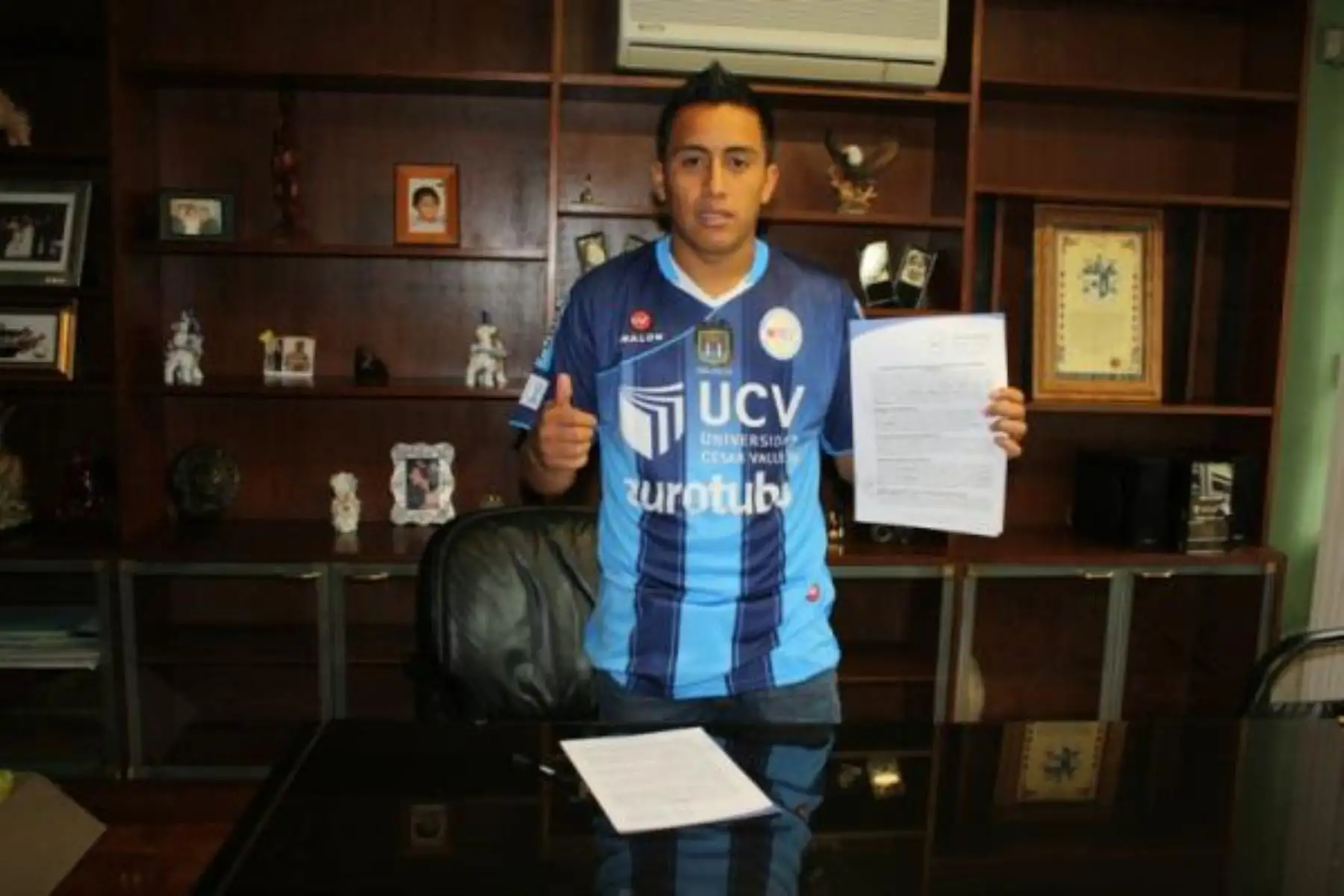 Christian Cueva formó parte del club de la Universidad Cesar Vallejo durante la temporada del 2012. Foto: Difusión