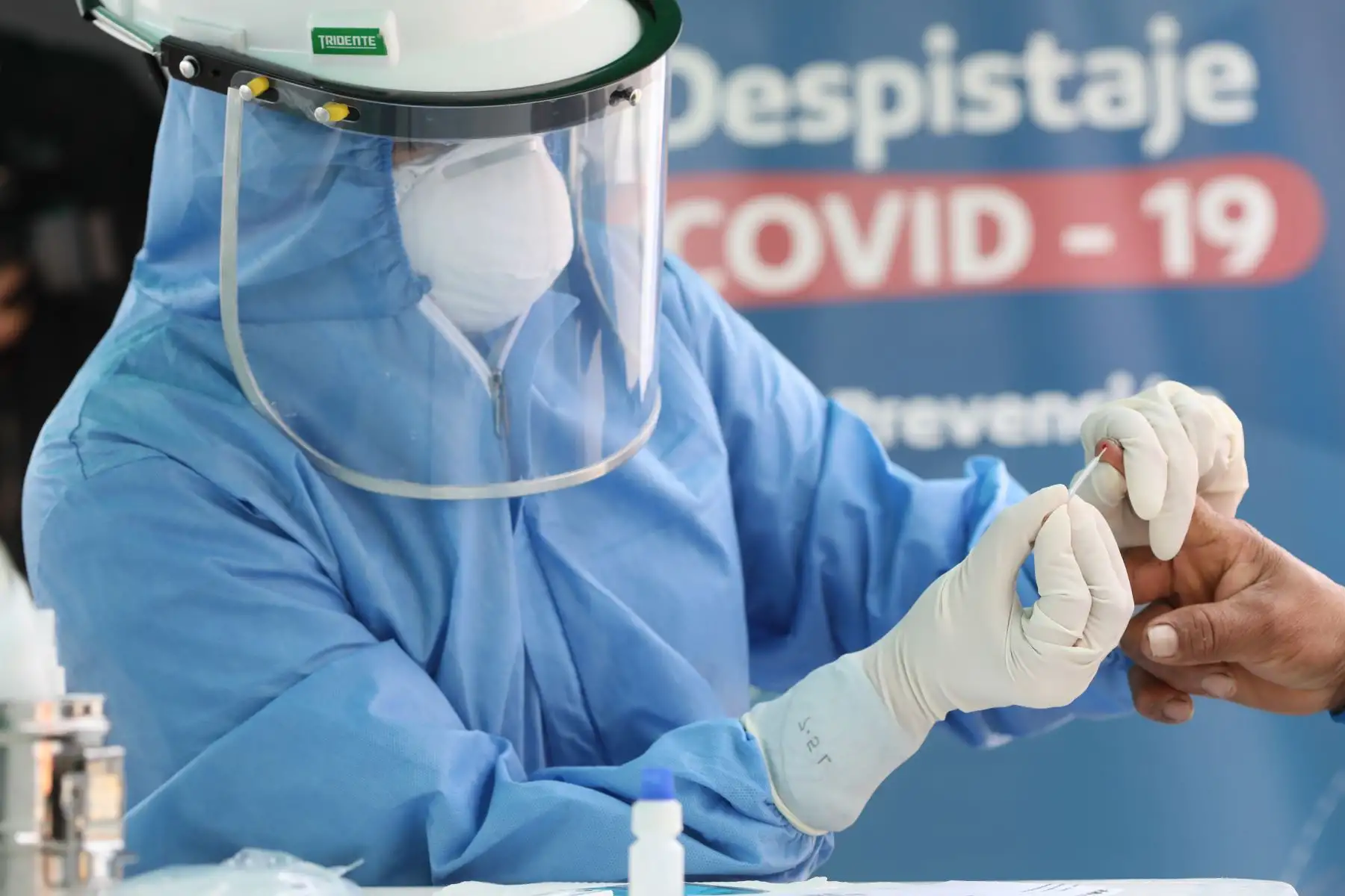 Essalud realizó descarte gratuito de Covid-19 a 500 personas en Villa María del Triunfo.
Foto: Essalud