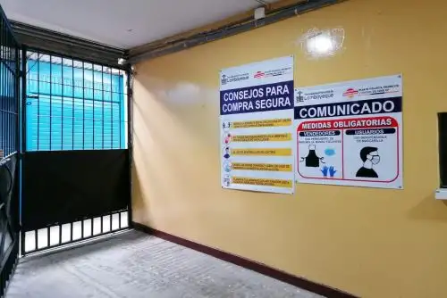 Remozado mercado Modelo de Lambayeque vuelve a atender al público tras 75 días de cierre por casos de covid-19 entre sus comerciantes. ANDINA/Difusión