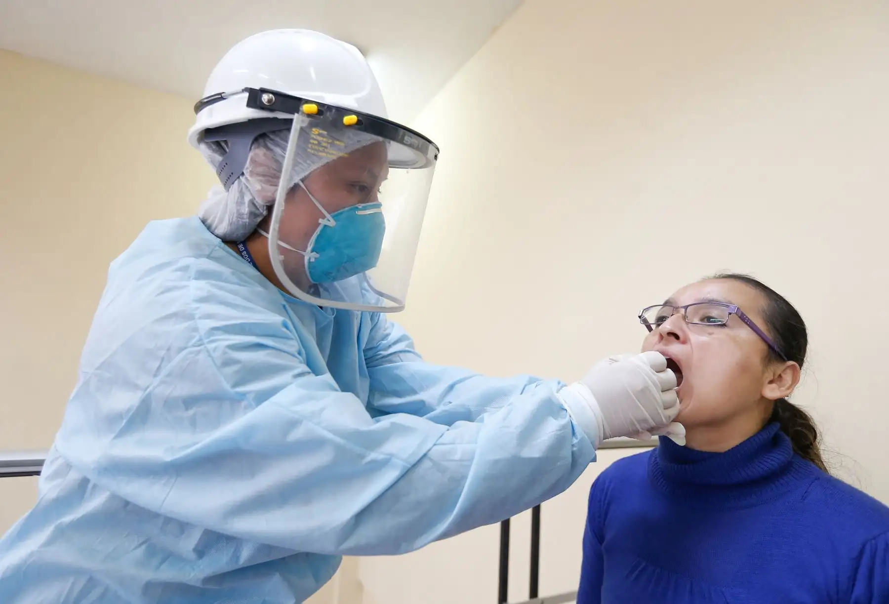 Si tuviste coronavirus en la primera ola de la pandemia, la posibilidad de una reinfección en la segunda ola está latente, advierte experta del INS. Foto: ANDINA/Difusión