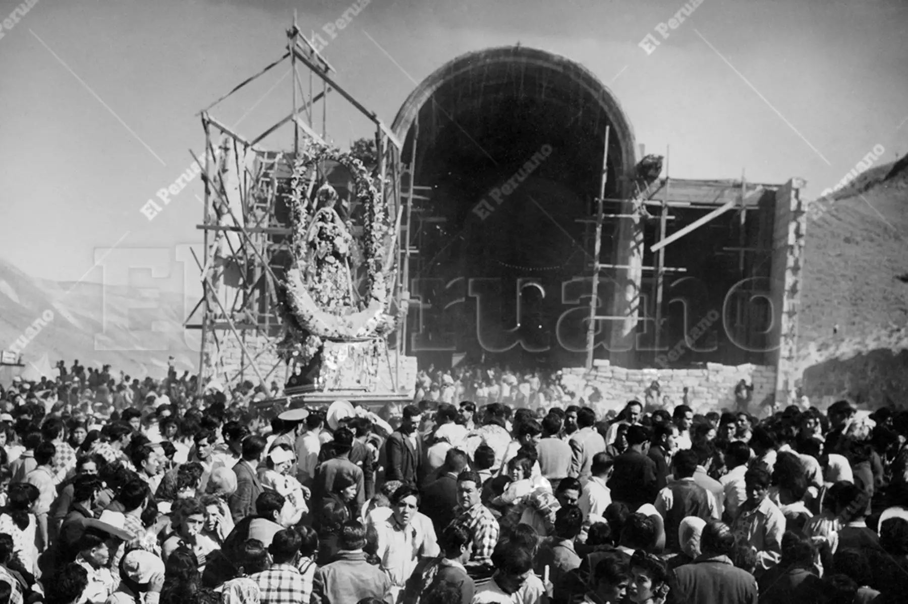 Arequipa, 30 abril 1954. Tradicional peregrinación de la Virgen de Chapi. Foto: Archivo Histórico de El Peruano