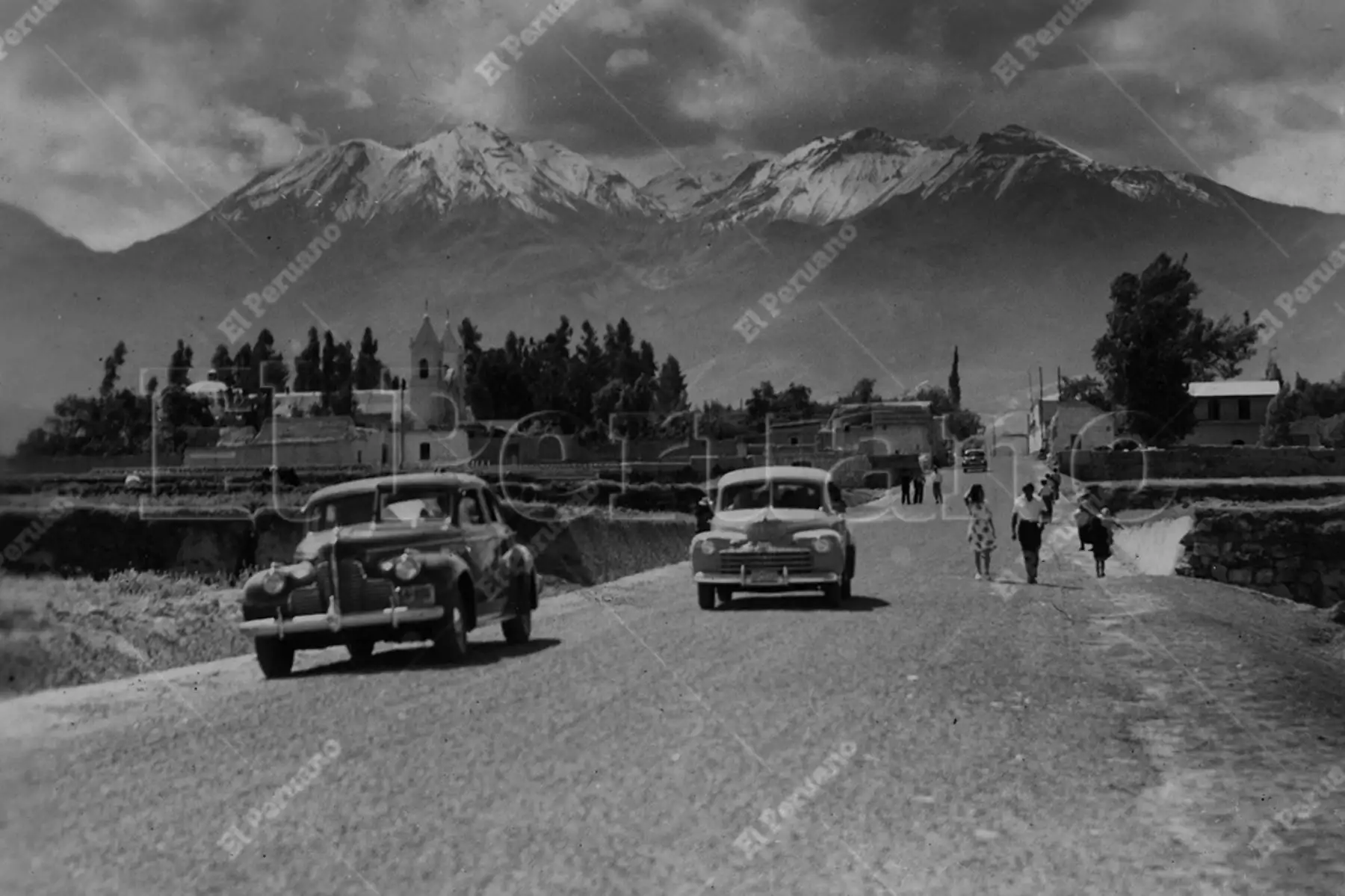 Arequipa, 1947. Camino de Cayma. Foto: Archivo Histórico de El Peruano