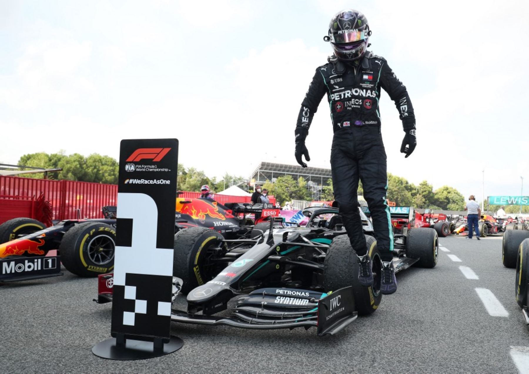 Hamilton se consagra campeón del Gran Premio de España