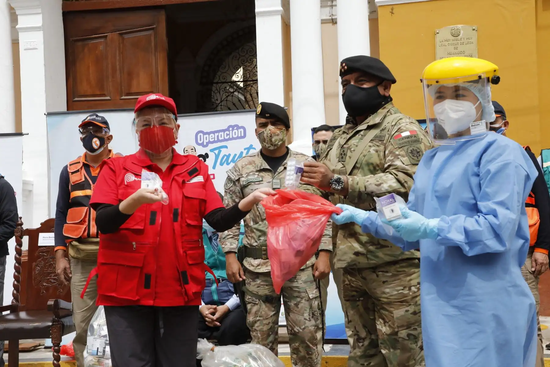 Ministra Rocío Barrios llega a Huánuco para coordinar acciones con autoridades regionales, recorre centros de salud y se reúne con personal que participa en operación Tayta. Foto: ANDINA/ Prensa Presidencia