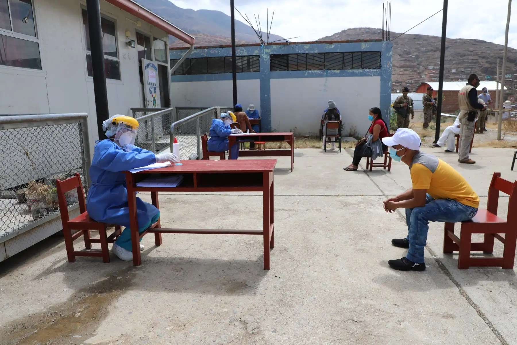 Ministra Rocío Barrios llega a Huánuco para coordinar acciones con autoridades regionales, recorre centros de salud y se reúne con personal que participa en operación Tayta. Foto: ANDINA/ Prensa Presidencia