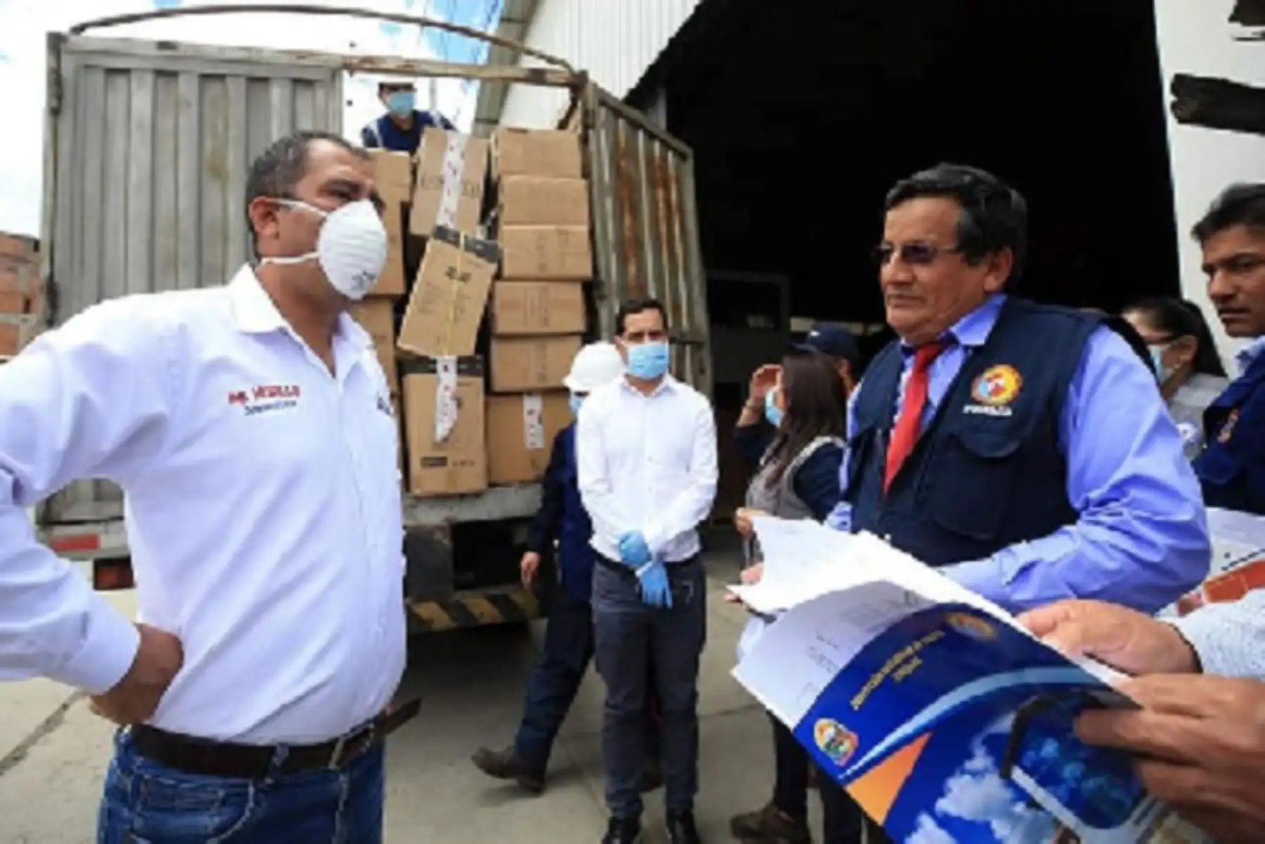 A escala nacional, el gobernador de Áncash se convierte en el noveno mandatario regional afectado por el nuevo coronavirus. Anteriormente, también resultaron infectados los titulares de Pasco, Huánuco, Madre de Dios, Moquegua, Cusco, Ayacucho, Loreto y Huancavelica.